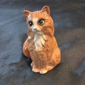 Royal Doulton Vintage Ceramic Seated Ginger Persian Cat